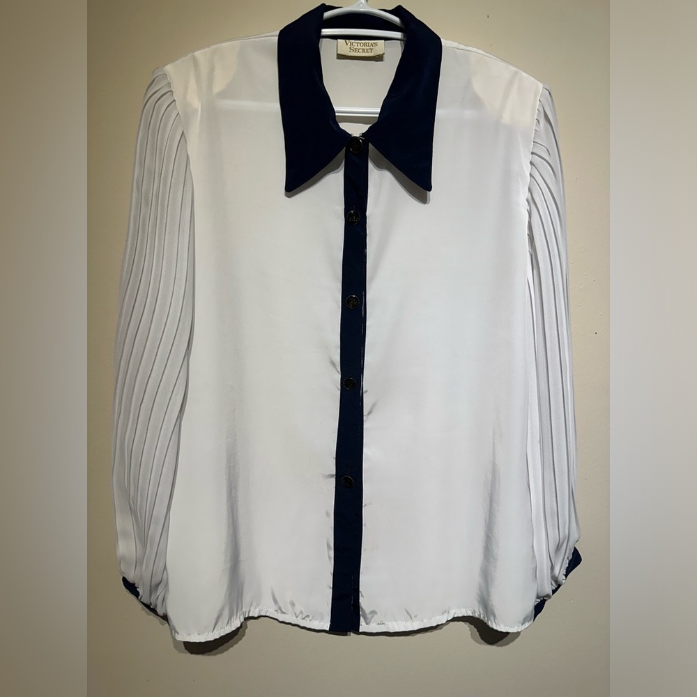 Vintage Victoria’s Secret Gold Label Pleated Balloon Sleeve Blouse